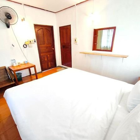 Sabaydee Guesthouse Бан Хоуейсай Екстериор снимка