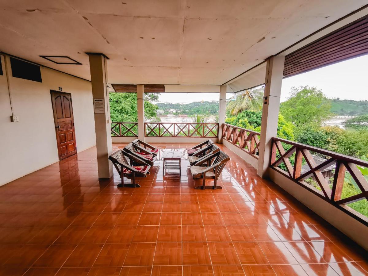 Sabaydee Guesthouse Бан Хоуейсай Екстериор снимка