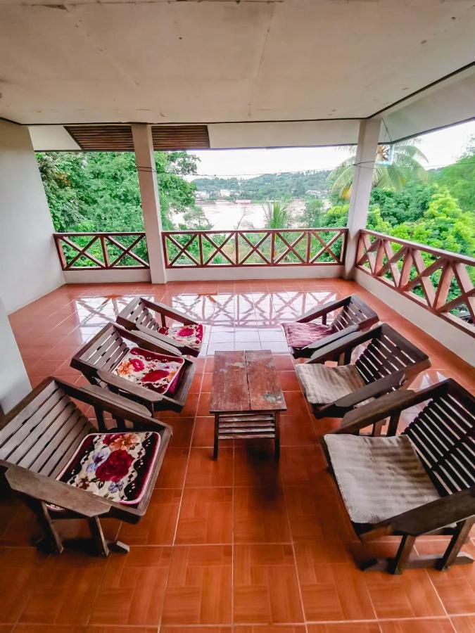 Sabaydee Guesthouse Бан Хоуейсай Екстериор снимка