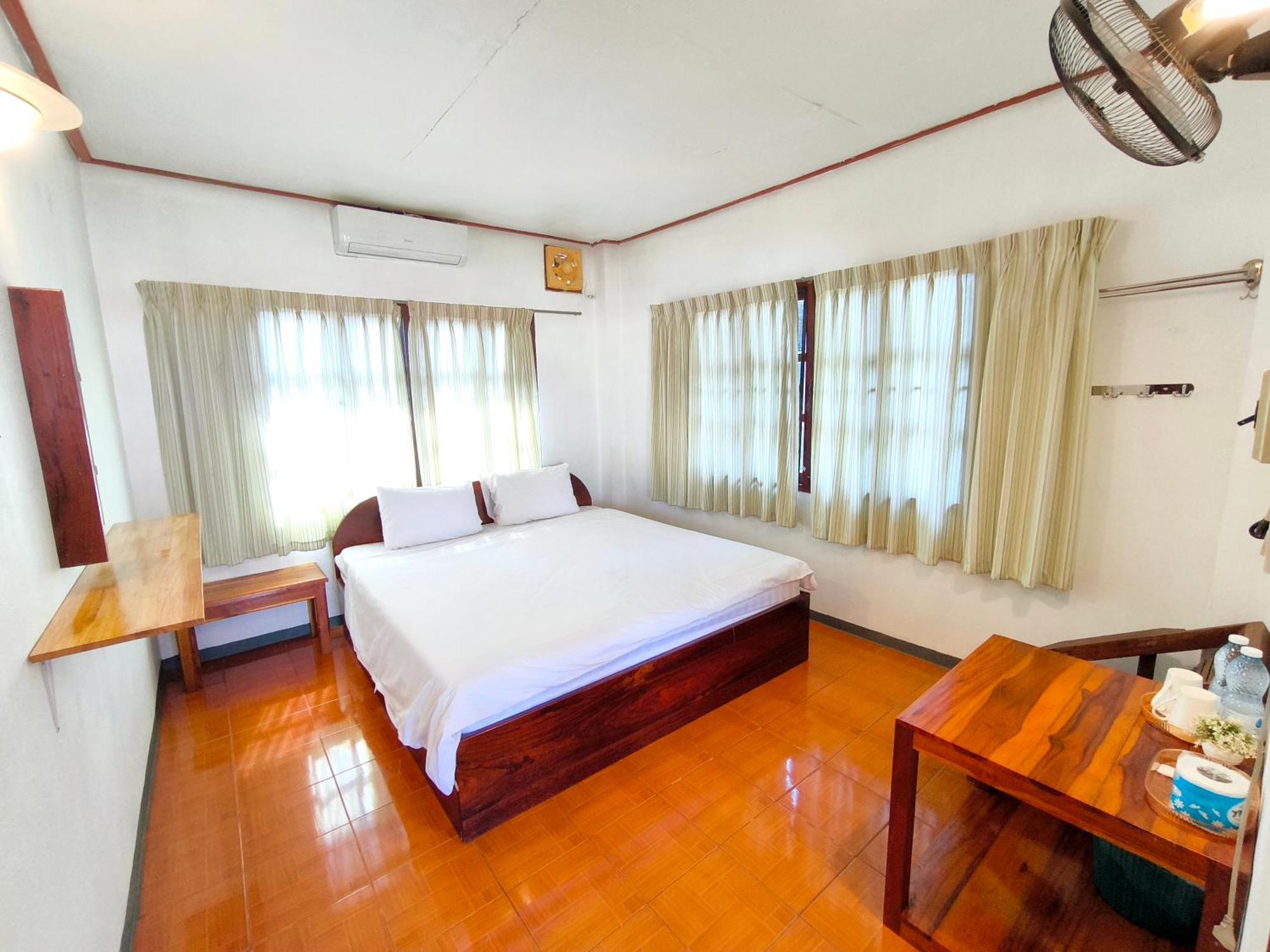 Sabaydee Guesthouse Бан Хоуейсай Екстериор снимка